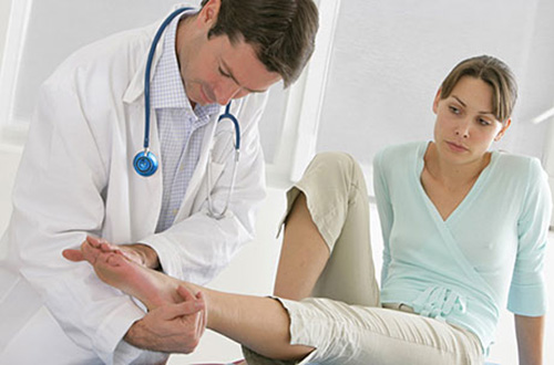 Ортопед - врач лечащий артроз коленного сустава